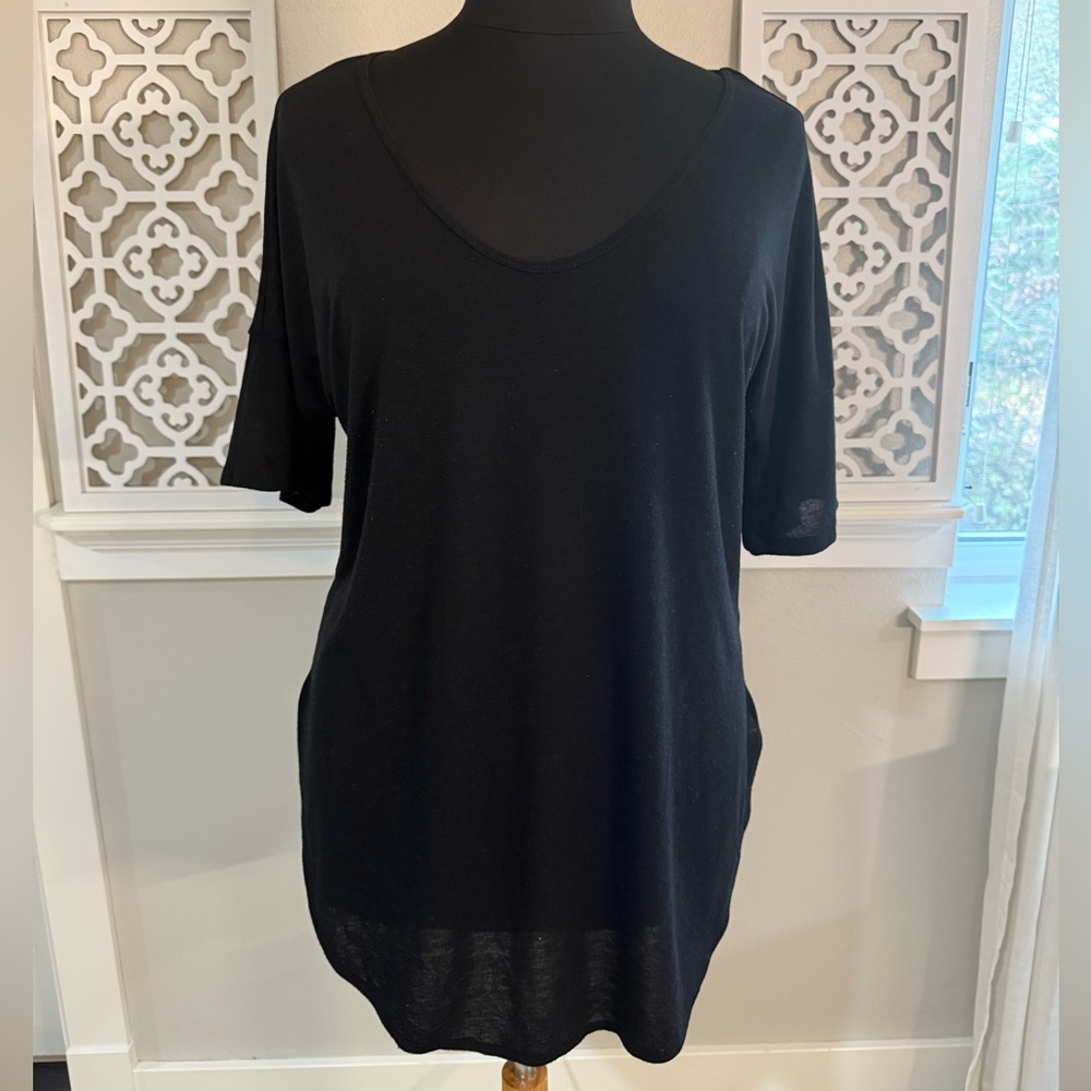 Black Short Sleeve Tee